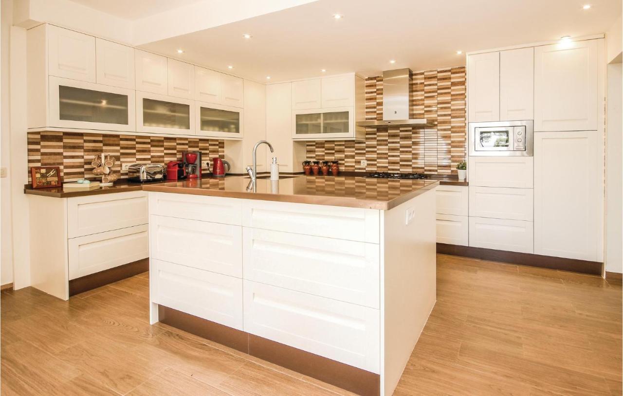 Nice Home In Ojen, Marbella With House Sea View Esterno foto